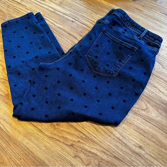 Talbots Women’s Plus Size Jeggings 22 Dark Denim Wash Flocked Black Bows Detail - Picture 3 of 11